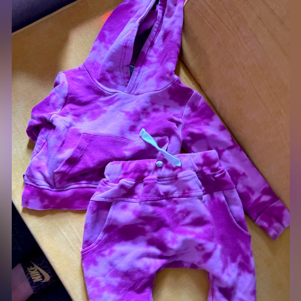 Little bum bum/bums and Roses 12-18 month track suit